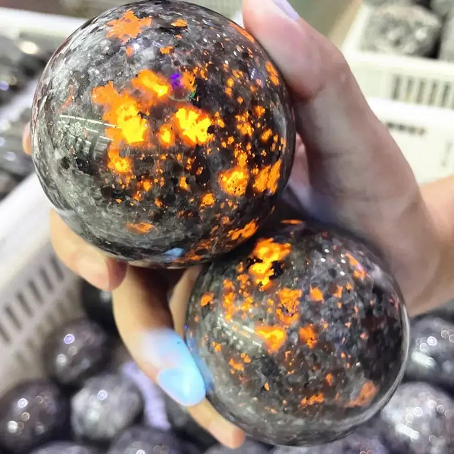 Yooperlite Sphere (Various Sizes)