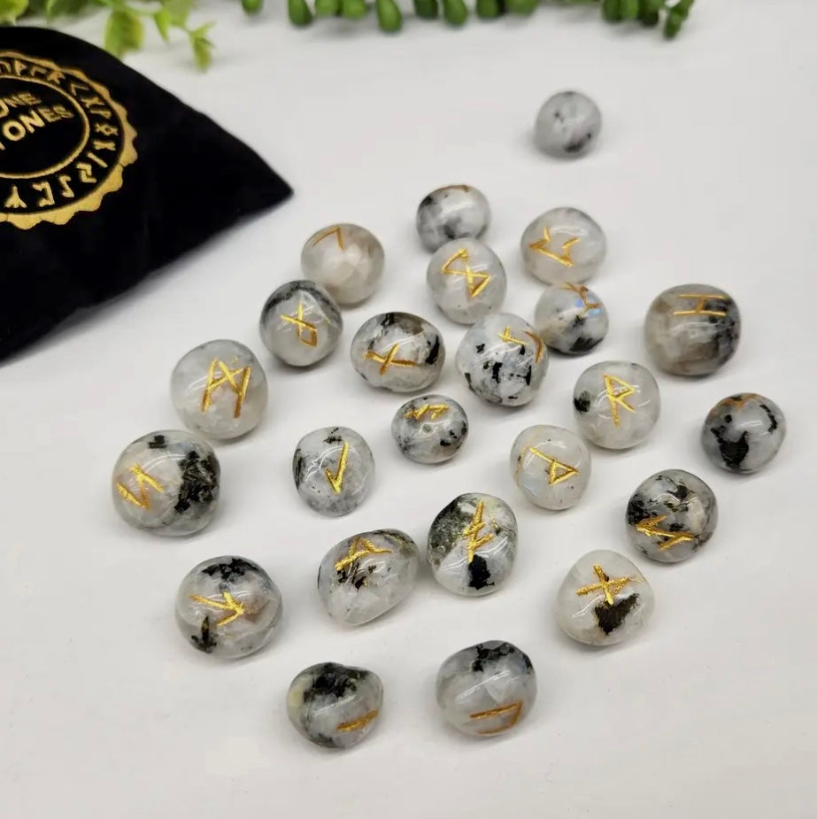 Rune Sets with Velvet Pouch